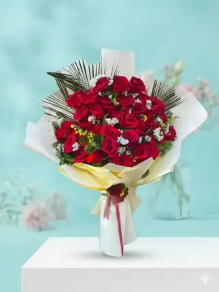 35 Kırmızı Gül Buketi (Tasarım)